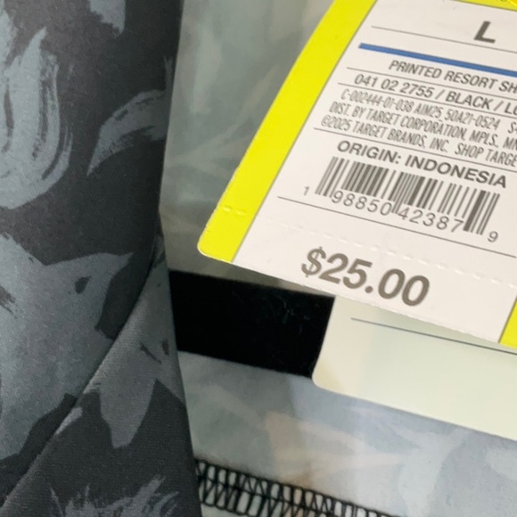 All In Motion - Men's Resort Shirt Size L - Picture 6 of 10